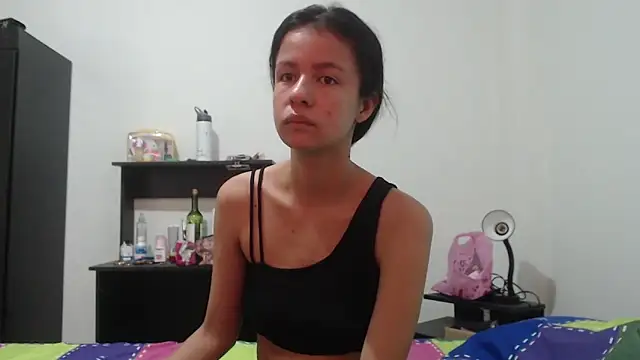 Snapshot of nathaly_jones_ chatting on May 16, 2026, 12:37 pm nathaly jones online show from May 16, 2026, 12:37 pm