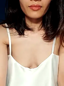 Hinna x online show from October 7, 2025, 8:55 am