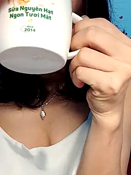 Hinna x online show from February 6, 2026, 2:42 pm