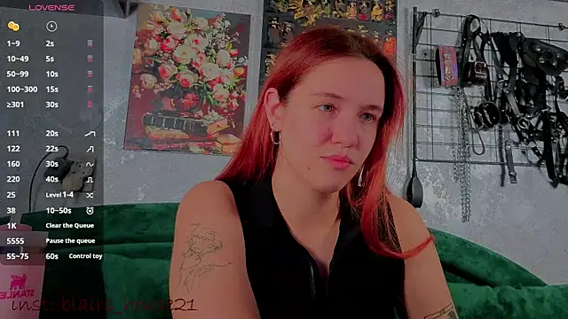 Snapshot of the_high_priestess chatting on October 16, 2025, 5:08 am the high priestess online show from October 16, 2025, 5:08 am