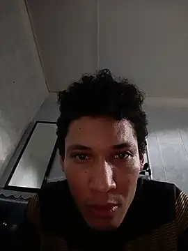 RuiMaddoox online show from October 28, 2025, 7:27 pm