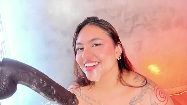 spicymonroe online show from April 18, 2026, 7:58 pm