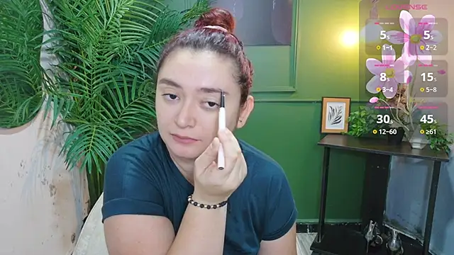 Anaa Rose online show from May 19, 2026, 12:44 pm