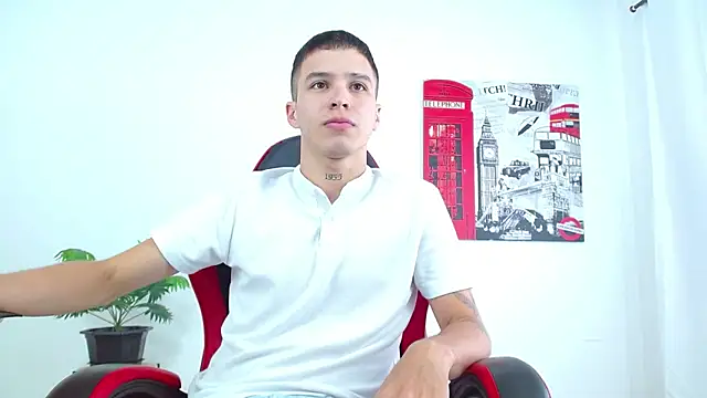 Snapshot of Cumandres18 chatting on October 16, 2025, 2:07 pm Cumandres18 online show from October 16, 2025, 2:07 pm