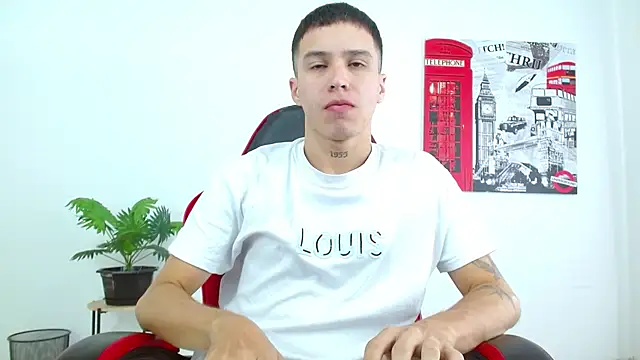 Snapshot of Cumandres18 chatting on November 11, 2025, 2:17 pm Cumandres18 online show from November 11, 2025, 2:17 pm