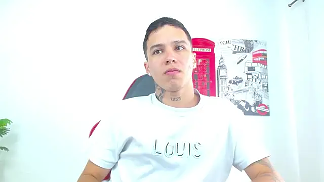 Cumandres18 online show from January 14, 2026, 2:44 pm