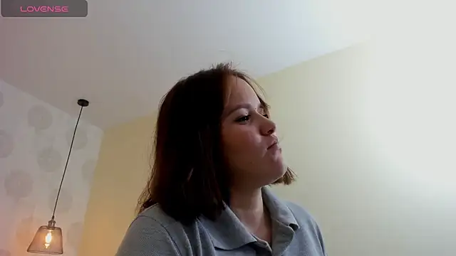 GIANAMILLER6 online show from May 16, 2026, 12:04 pm