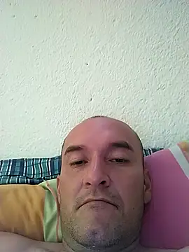 Snapshot of Josephfas chatting on October 20, 2025, 4:40 pm Josephfas online show from October 20, 2025, 4:40 pm