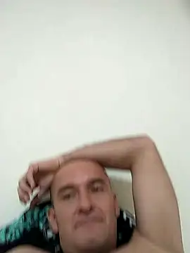 Snapshot of Josephfas chatting on November 4, 2025, 8:08 pm Josephfas online show from November 4, 2025, 8:08 pm