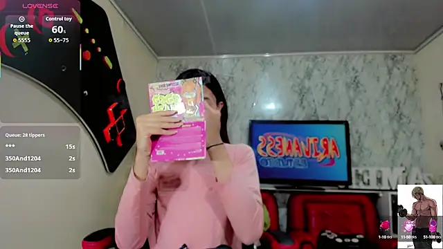 Madison Mujica online show from October 3, 2025, 11:18 am