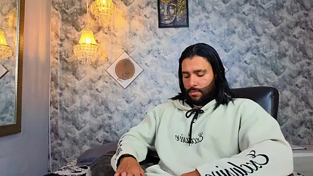 Apolo rousse1 online show from January 8, 2026, 8:55 pm