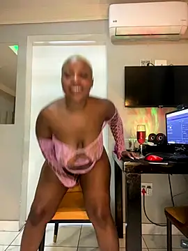 BQueen223 online show from December 13, 2025, 10:59 pm