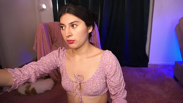 Snapshot of Auralea chatting on September 11, 2025, 3:28 am Auralea online show from September 11, 2025, 3:28 am