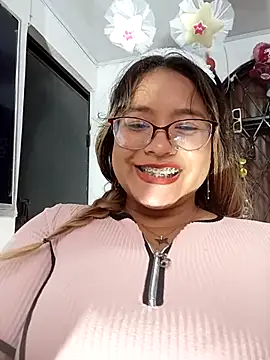 AsshleyVillaloboss online show from September 30, 2025, 10:15 pm