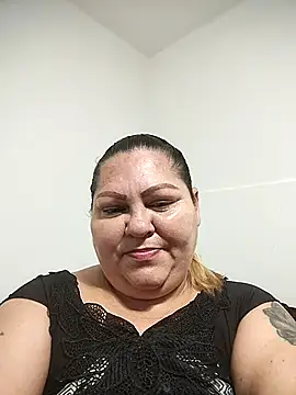 Snapshot of Miasmithr chatting on October 24, 2025, 10:55 am Miasmithr online show from October 24, 2025, 10:55 am