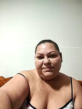 Snapshot of Miasmithr chatting on October 28, 2025, 9:46 am Miasmithr online show from October 28, 2025, 9:46 am