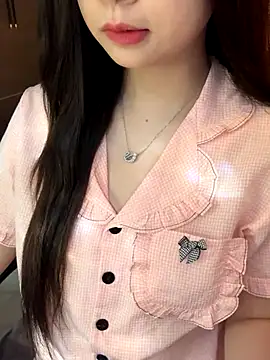 Nana kute20 online show from October 9, 2025, 8:34 am