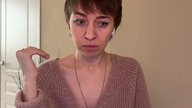 daniellia  online show from January 12, 2026, 8:52 am