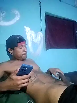 Snapshot of negromaussm chatting on September 21, 2025, 12:12 am negromaussm online show from September 21, 2025, 12:12 am