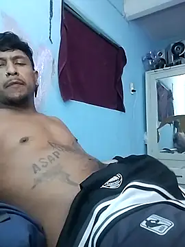 Snapshot of negromaussm chatting on October 31, 2025, 9:10 am negromaussm online show from October 31, 2025, 9:10 am