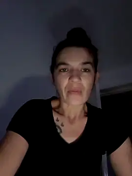 Snapshot of alinaalinutzq chatting on November 2, 2025, 7:27 pm alinaalinutzq online show from November 2, 2025, 7:27 pm