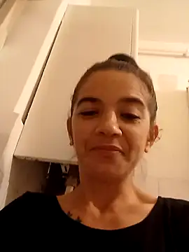 Snapshot of alinaalinutzq chatting on November 23, 2025, 6:52 pm alinaalinutzq online show from November 23, 2025, 6:52 pm