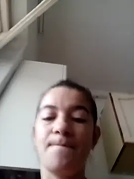 Snapshot of alinaalinutzq chatting on November 28, 2025, 8:06 am alinaalinutzq online show from November 28, 2025, 8:06 am