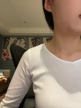 MengMeng0515 online show from March 2, 2026, 2:24 pm