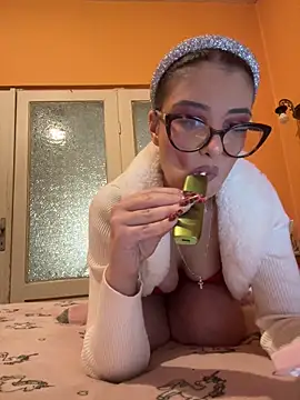 Larra69 online show from February 11, 2026, 6:35 pm