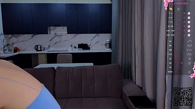 Sara kaya online show from November 22, 2025, 4:39 pm