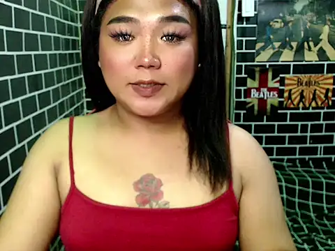 luluakovi 69 online show from November 23, 2025, 1:44 pm