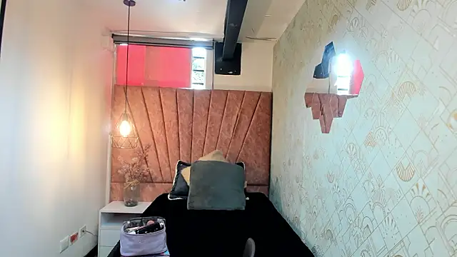 Kiara Cruz   online show from February 28, 2026, 4:30 pm