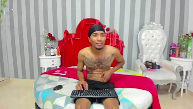 CaroyAndy online show from March 19, 2026, 12:31 pm