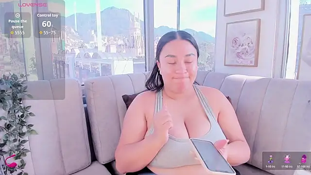 Zoey thompson online show from September 25, 2025, 7:17 pm