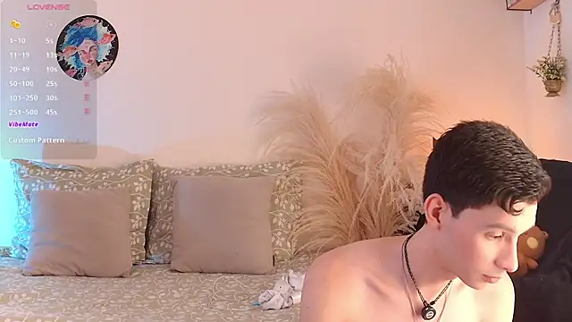 Snapshot of VicenteFerrer chatting on July 16, 2026, 2:01 pm VicenteFerrer online show from July 16, 2026, 2:01 pm