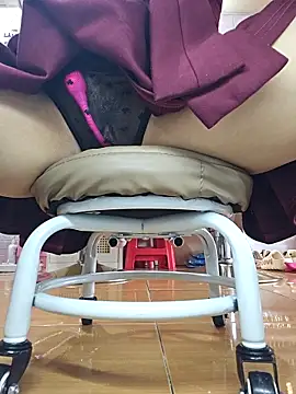 Snapshot of Nail_Yummy chatting on November 7, 2025, 5:51 am Nail Yummy online show from November 7, 2025, 5:51 am