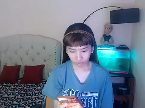 ShantalFoxxy  online show from February 12, 2026, 1:33 am