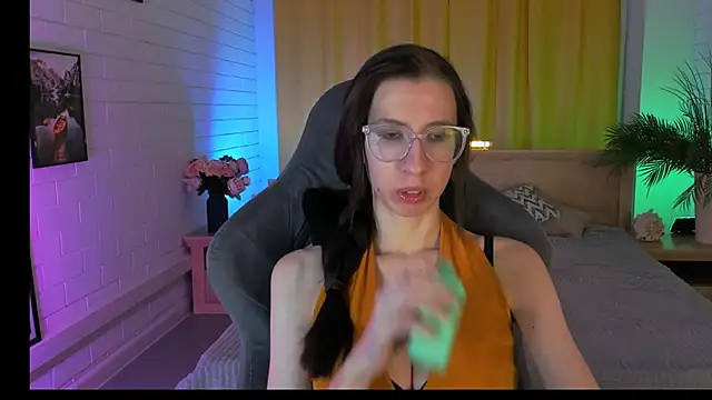 CareyJonas online show from October 2, 2025, 5:20 pm