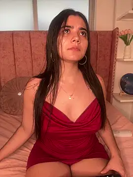 salomecute21 online show from February 11, 2026, 11:37 am