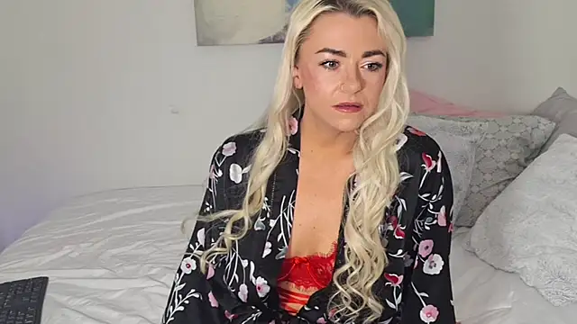 Snapshot of kinkylilsweetie chatting on January 13, 2026, 7:57 am kinkylilsweetie online show from January 13, 2026, 7:57 am