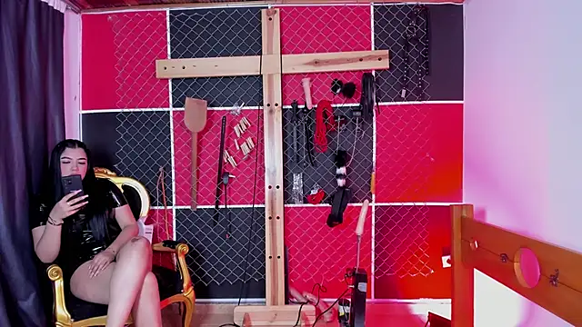Roxana bdsm online show from September 16, 2025, 6:42 pm