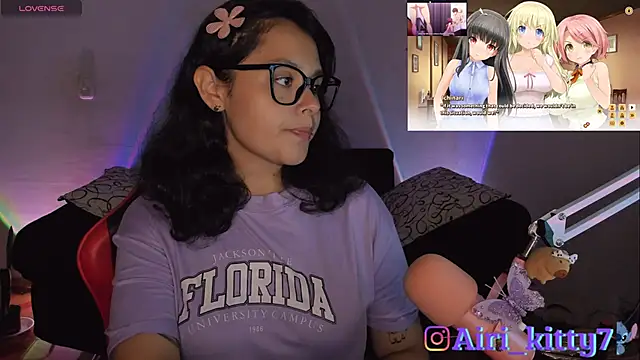 lila kitty81 online show from March 13, 2026, 6:25 pm