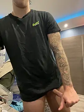 Snapshot of Sexaddict05 chatting on November 15, 2025, 12:52 am Sexaddict05 online show from November 15, 2025, 12:52 am