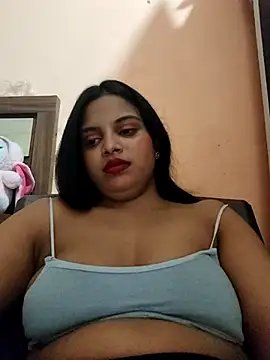 Maahhii 2 online show from April 4, 2026, 8:39 pm