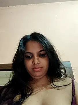 Snapshot of Maahhii_2 chatting on July 27, 2026, 7:54 pm Maahhii 2 online show from July 27, 2026, 7:54 pm