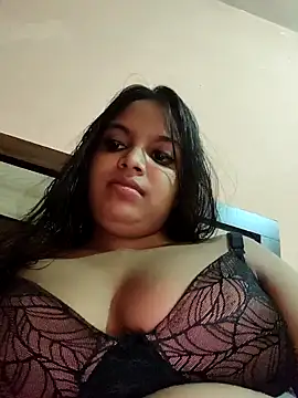 Snapshot of Maahhii_2 chatting on July 30, 2026, 7:57 pm Maahhii 2 online show from July 30, 2026, 7:57 pm
