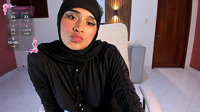 kayla hasab online show from September 23, 2025, 2:47 am