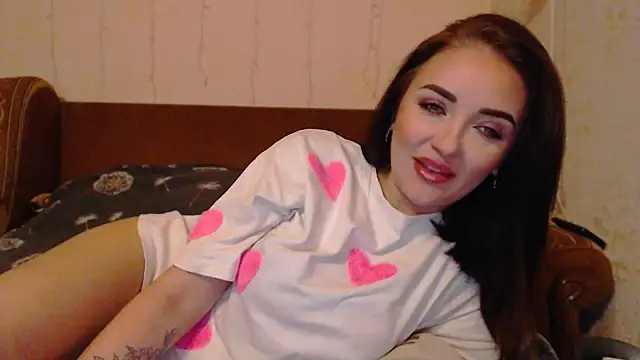 Veronica-Luxs online show from March 3, 2026, 6:30 am