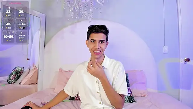 JoshuaSanzz online show from October 25, 2025, 3:36 am