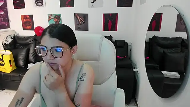 iam sammy 01 online show from September 17, 2025, 12:18 pm